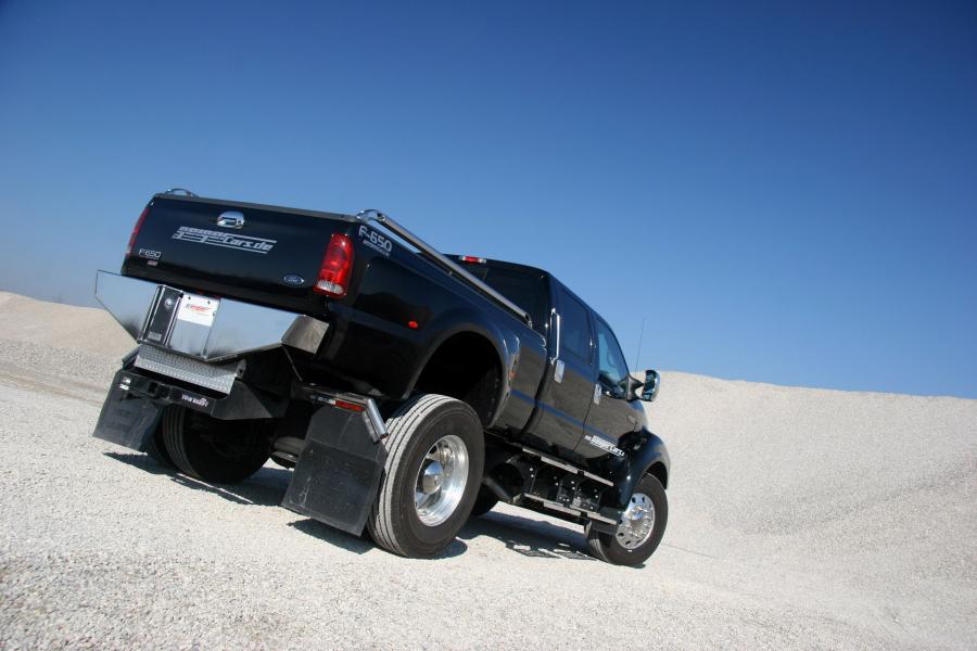  Ford F-650 by GeigerCars 2008 года  (фото 2 из 26)